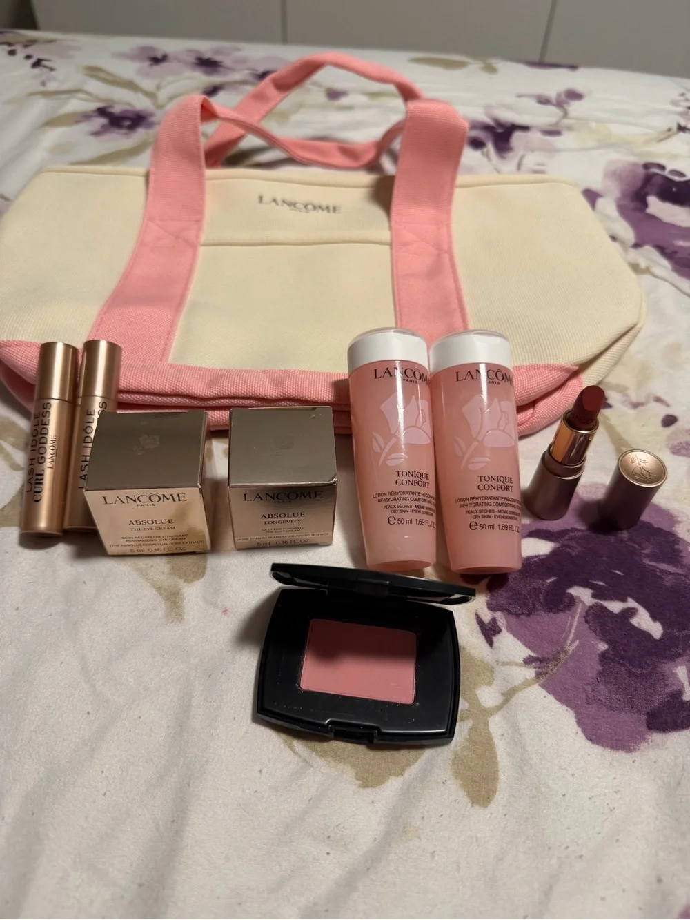 New Lancôme Pink Canvas Tote with Skincare & Makeup Set
